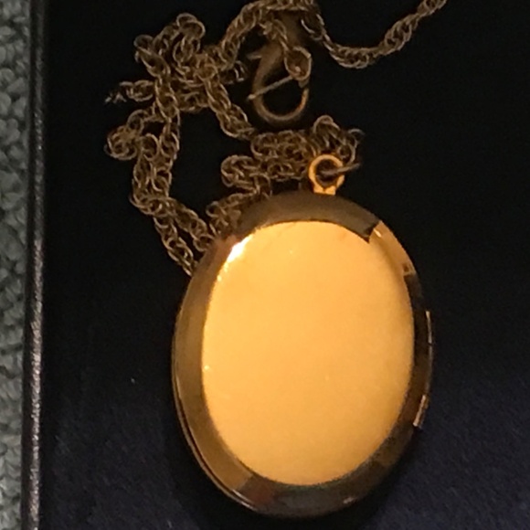 American Historic Society Mexican Libertad Coin Pendant Locket with COA - Picture 5 of 8